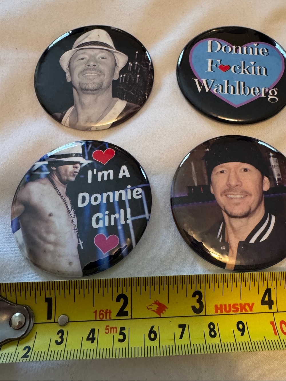 Donnie Wahlberg Fan Button Set - lot of 4